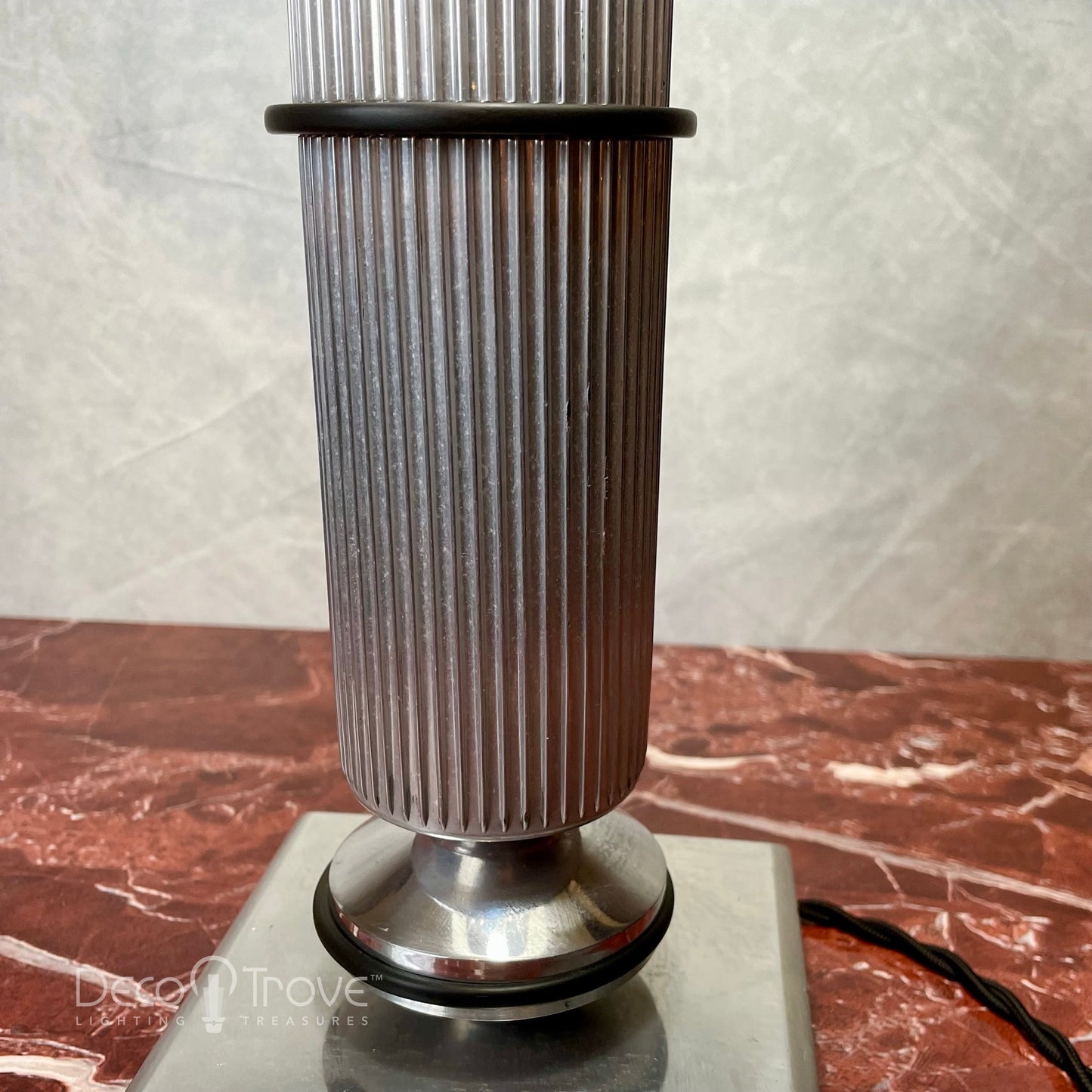 1940s Streamline Deco Machine Age Fluted Aluminum and Bakelite Saturn Lamp