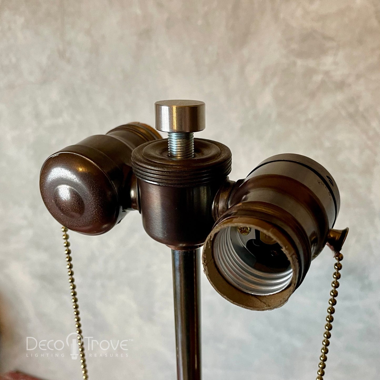 1940s Streamline Deco Machine Age Fluted Aluminum and Bakelite Saturn Lamp