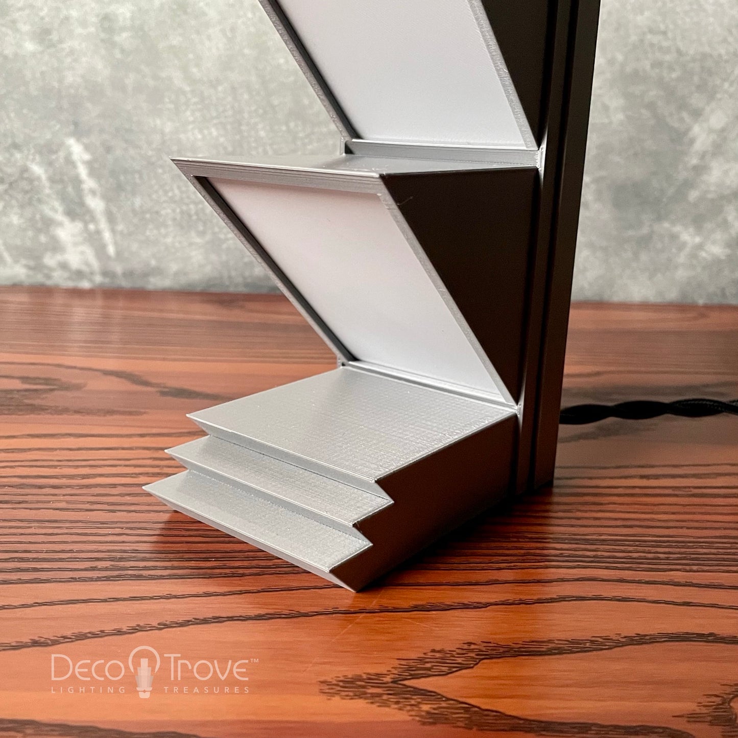 Deco Zig-Zag Skyscraper Stepped Geometric Cubist Deskey Accent Lamp - ART LITE mini™ D100