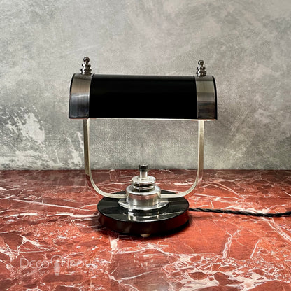 1930s Markel L106-F Streamline Machine Age Black and Chrome Deco Desk Lamp