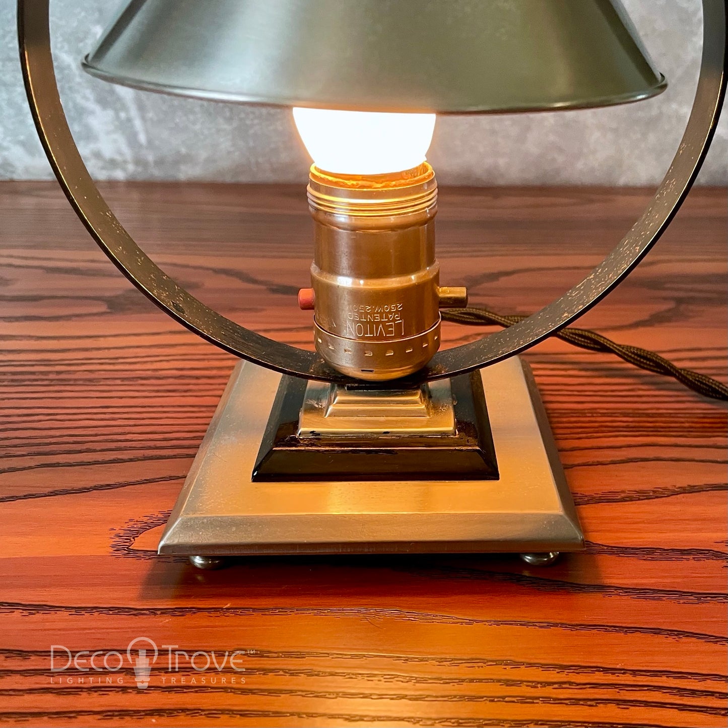 1930s Small Deco Circular Cone Glow Modernist Accent Lamp